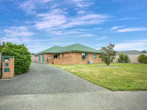 21 Woodstock Place, Stoke
