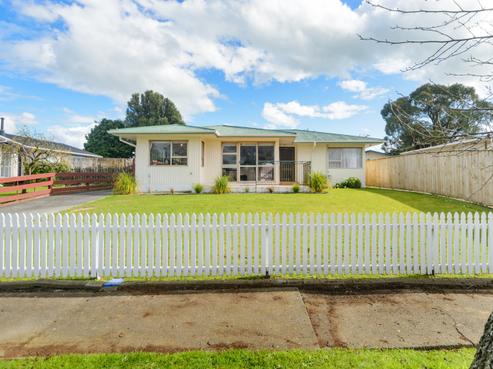 27 Stillwater Place, Westbrook