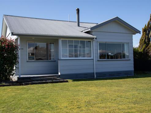 206 Stafford Street, Hokitika