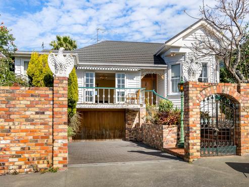 32 Sarsfield Street, Herne Bay