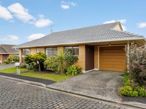 7/248 Great North Road, Henderson
