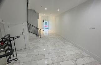 CBRE - Queen St Value Retail