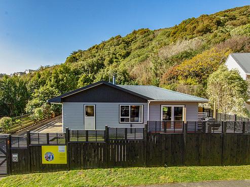 3 Fitzgerald Place, Karori