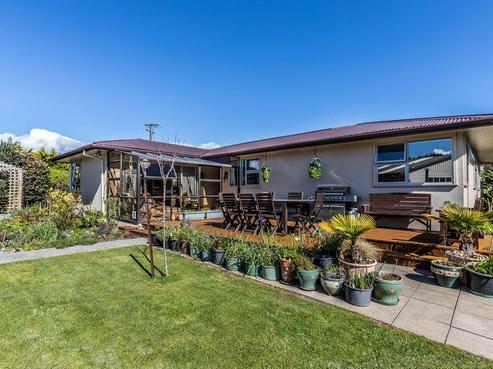 118 Coulson Road, Paroa
