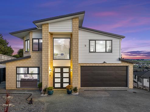23 Manawanui Way, Orewa