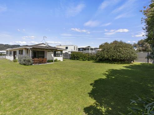 305 Papanui Road, Whangamata