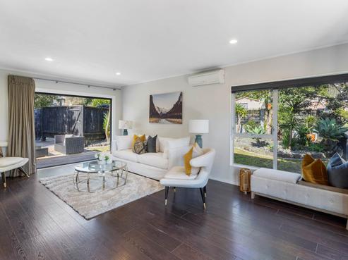 37 Stapleford Crescent, Browns Bay