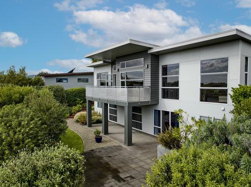 12 Millennium Hill, Paraparaumu