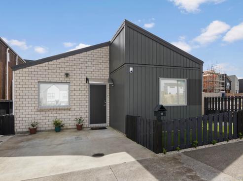 75 Matakohe Road, Westgate
