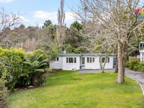 15 Kennedy Grove, Stokes Valley