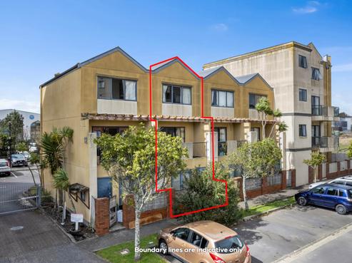 2/12 Crown Lynn Place, New Lynn