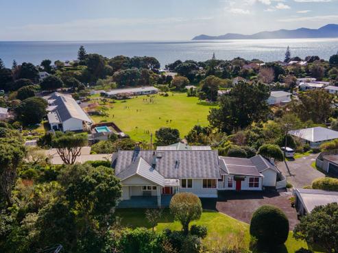 1 Mira Grove, Paekakariki