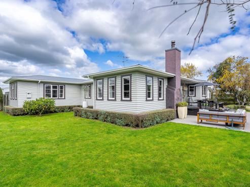 6 Humphries Street, Greytown