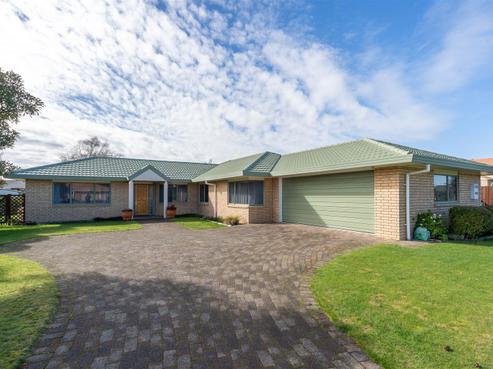 26 Admiral Crescent, Flagstaff