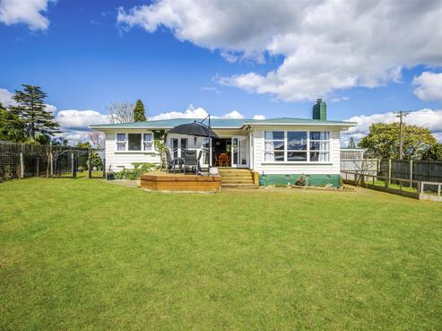 35 Youngs Road, Papakura