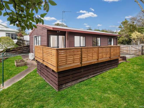 3/7 Duncan Avenue, Te Atatu South