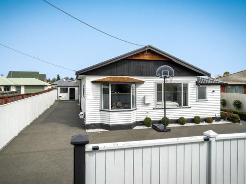 16 Brynley Street, Hornby