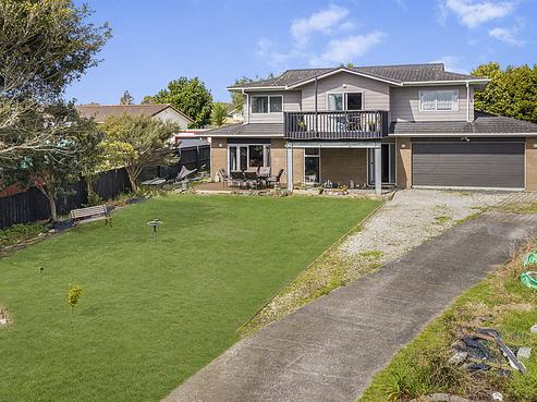 24 Bundena Place, Clendon Park