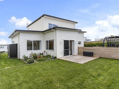5 Keshvara Road, Beachlands