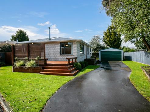 8 Thomas Place, Leamington