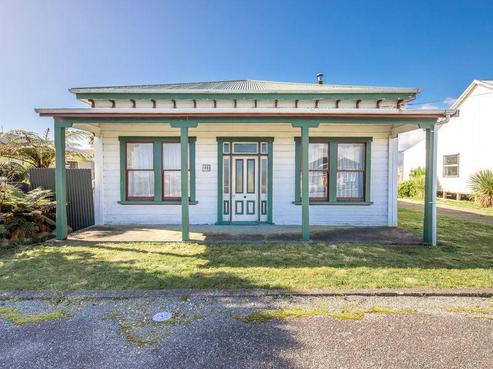 21 Derby Street, Westport