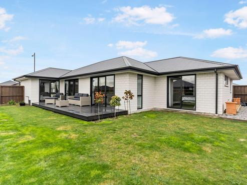 8 Broadway Parade, Rolleston