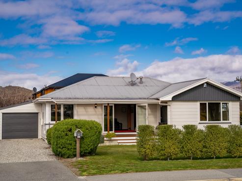 20 Neplusultra Street, Cromwell