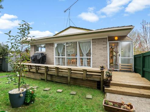 1/58 Mirrabooka Avenue, Botany Downs