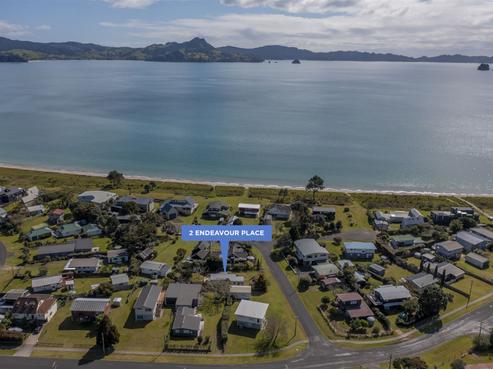2 Endeavour Place, Cooks Beach
