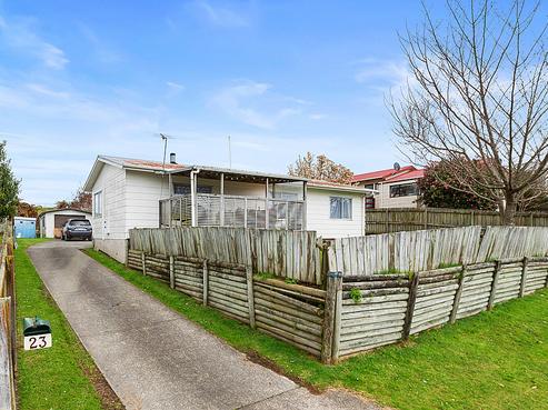 23 Thebes Street, Westbrook