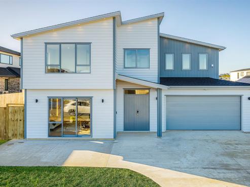 8 Whawhaki Road, Beachlands