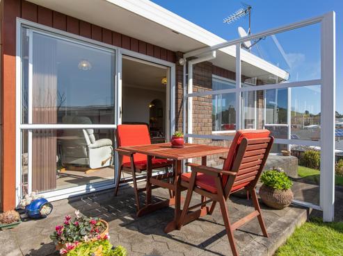 2/56 Bayly Road, Blagdon