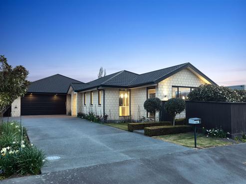 19 Northwater Drive, Northwood