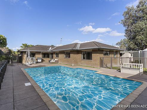 6 Glesan Place, Beachlands