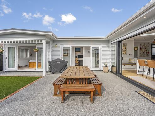 387 Jackson Street, Petone