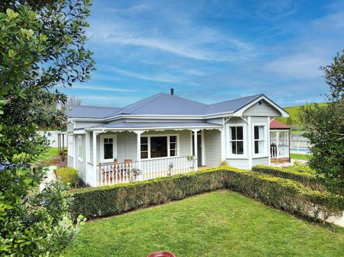 385 Taurangaruru Road, Waiuku
