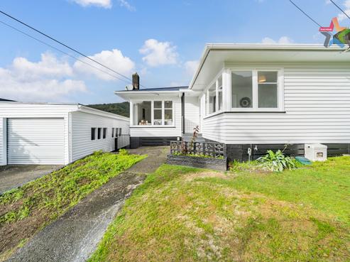 49 Lees Grove, Wainuiomata