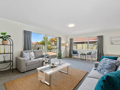 10B Holland Street, Glenholme