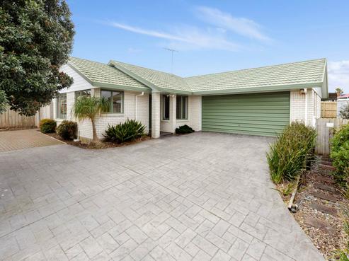28 Bellville Drive, Clendon Park
