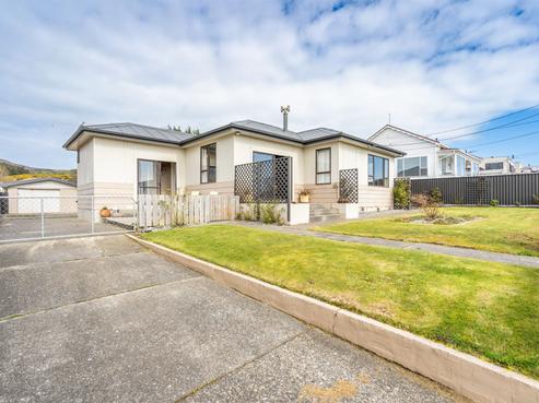 188 Foyle Street, Bluff
