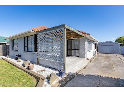 400 Pine Avenue, South New Brighton