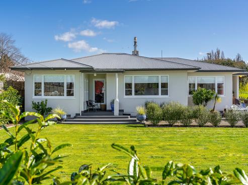 2437 State Highway 2, Greytown