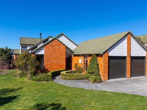 221 Redwood Street, Witherlea