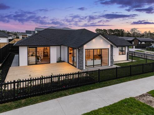18 Ora Nui Street, Wainui