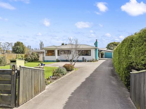 69 Main Highway, Otaki