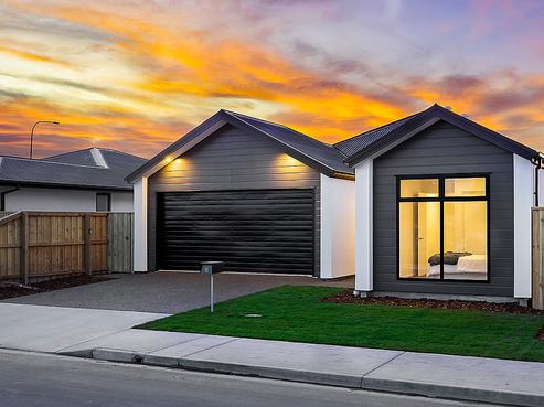 11 Sills Street, Woodend