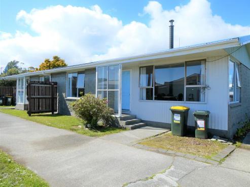 2 Howitt Place, Hokitika