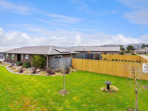 1 Routhan Way, Carterton