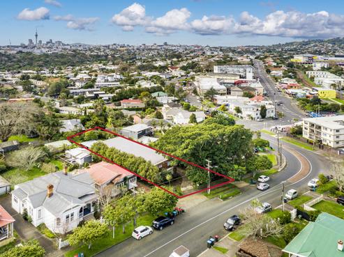 41 Western Springs Road, Morningside