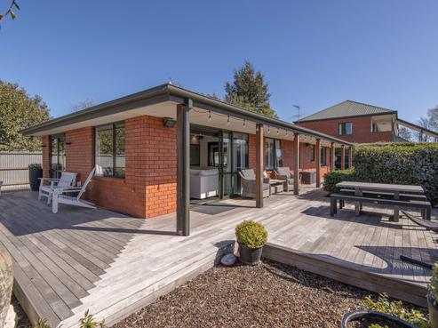 2A Thornton Street, Darfield